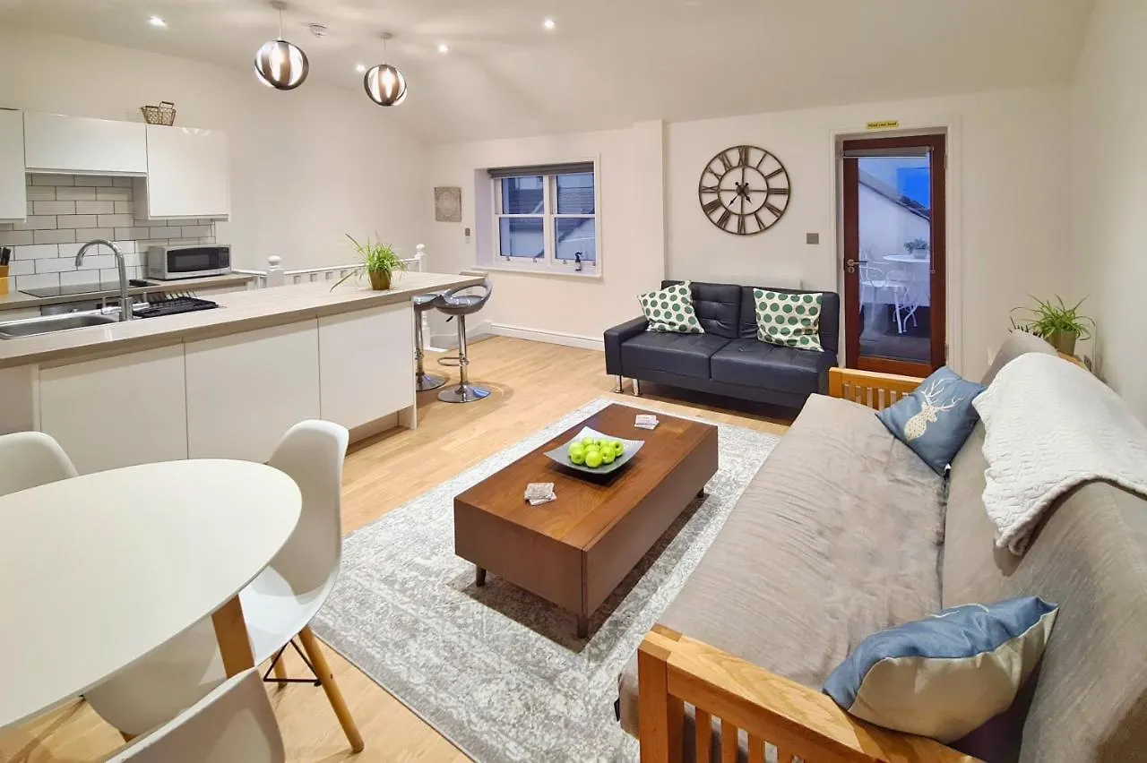 Modern & Central, Perfect Beach Getaway- 2Min Walk Brighton 0*,  United Kingdom