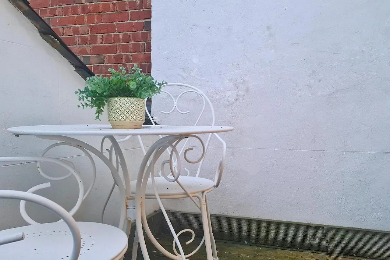 Holiday home Modern & Central, Perfect Beach Getaway- 2Min Walk Brighton United Kingdom